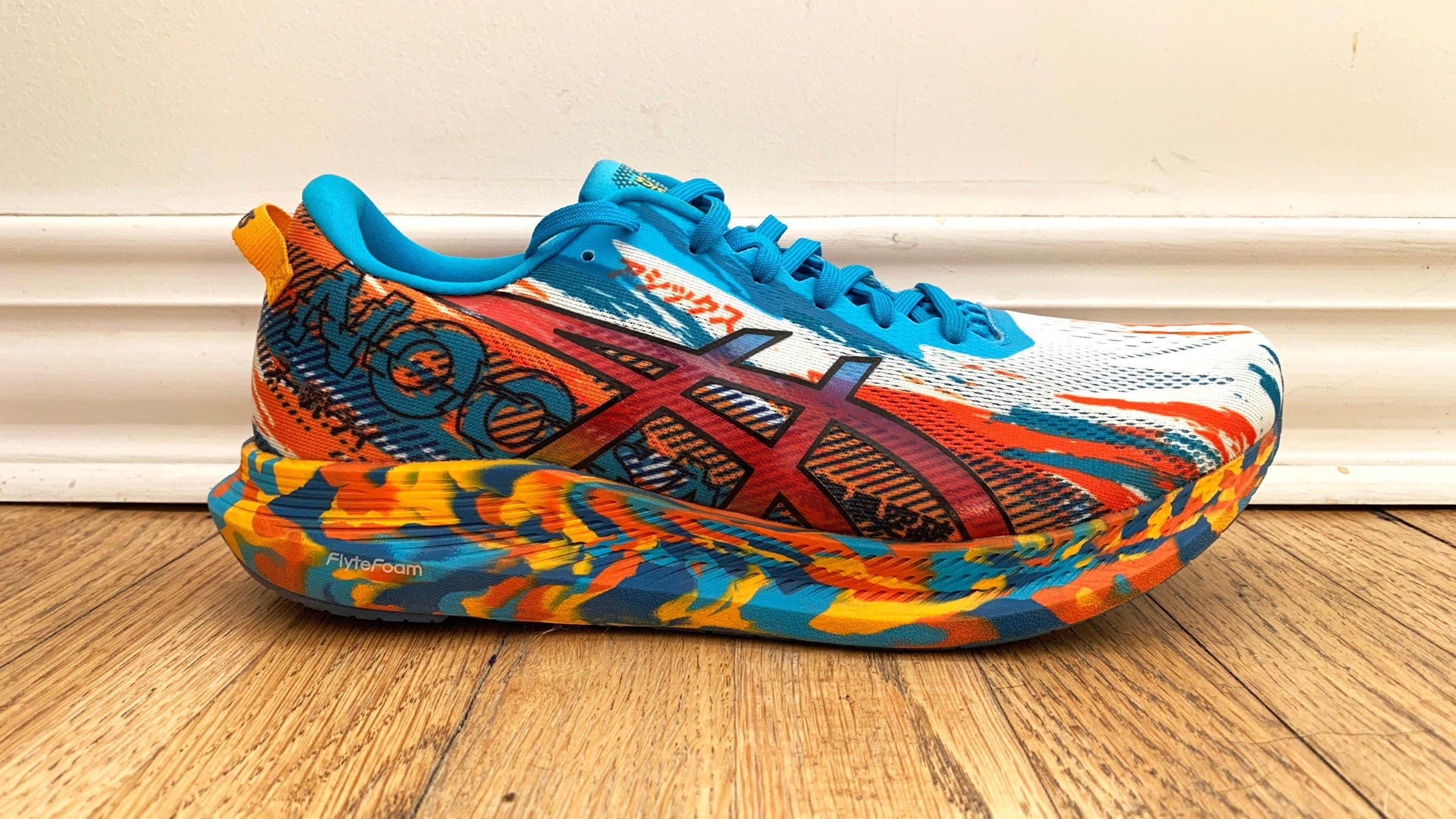Asics Gel-Noosa 13 side view