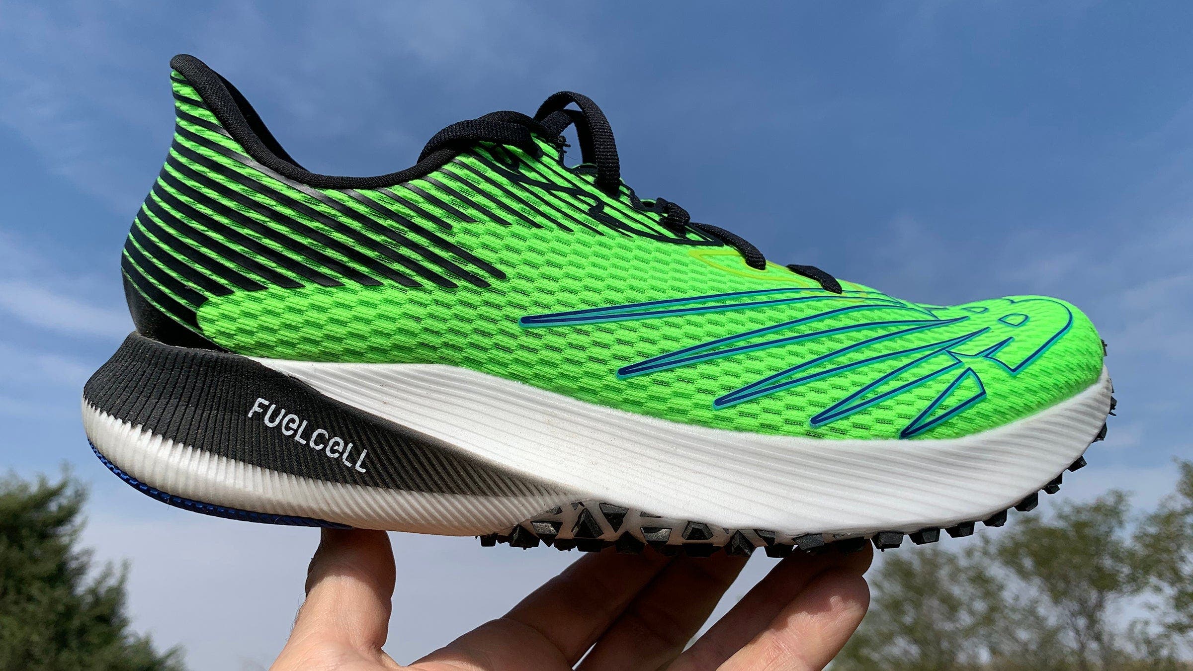 Shoe of the Week: New Balance FuelCell RC Elite display picture 3