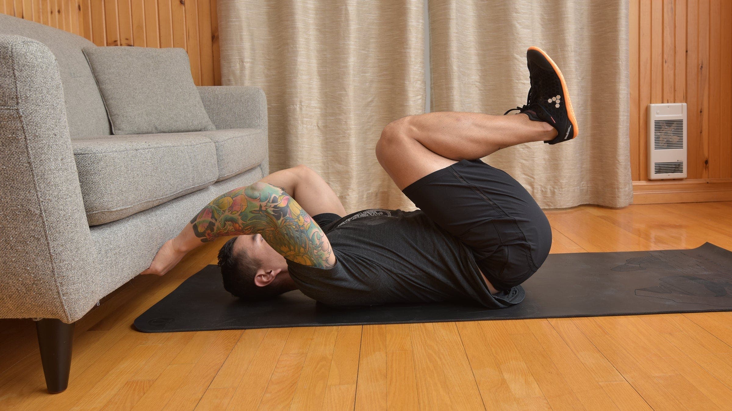 How to Work on Your Core and Glutes in Your Living Room
