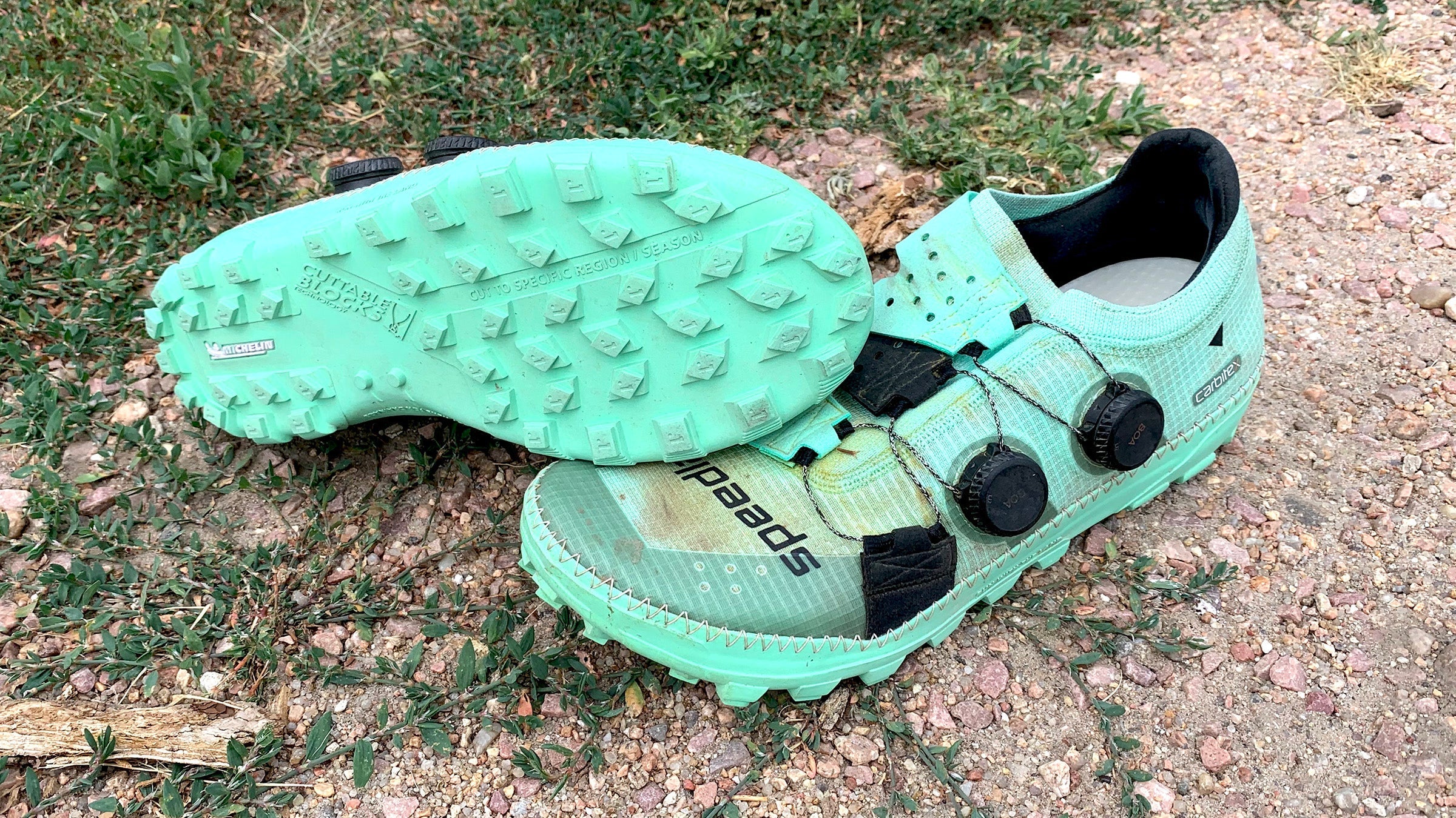 OUTLAND アウトランド　recovery shoe 37 23cm リカバリーシューズに着目した靴が「アウトランド」から登場