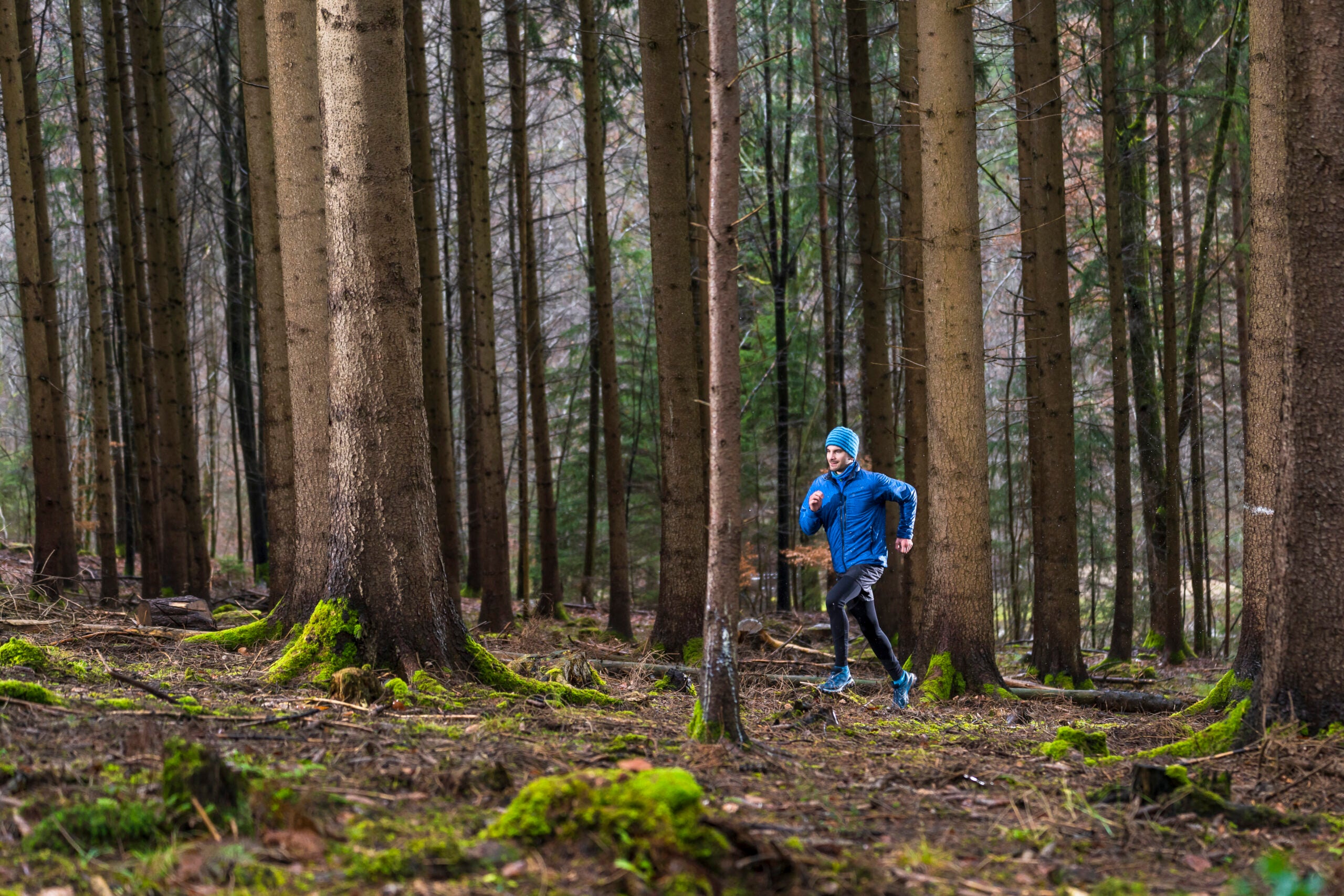 5 Trail Running Workouts to Tackle This Spring