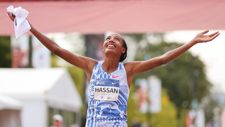 Kelvin Kiptum Shatters Marathon World Record in Chicago - RUN | Powered ...