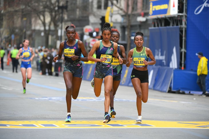 Weini Kelati, Boston 5K