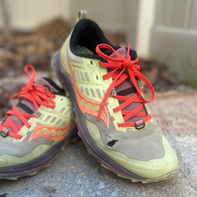 saucony peregrine 10s in lime green with orange laces