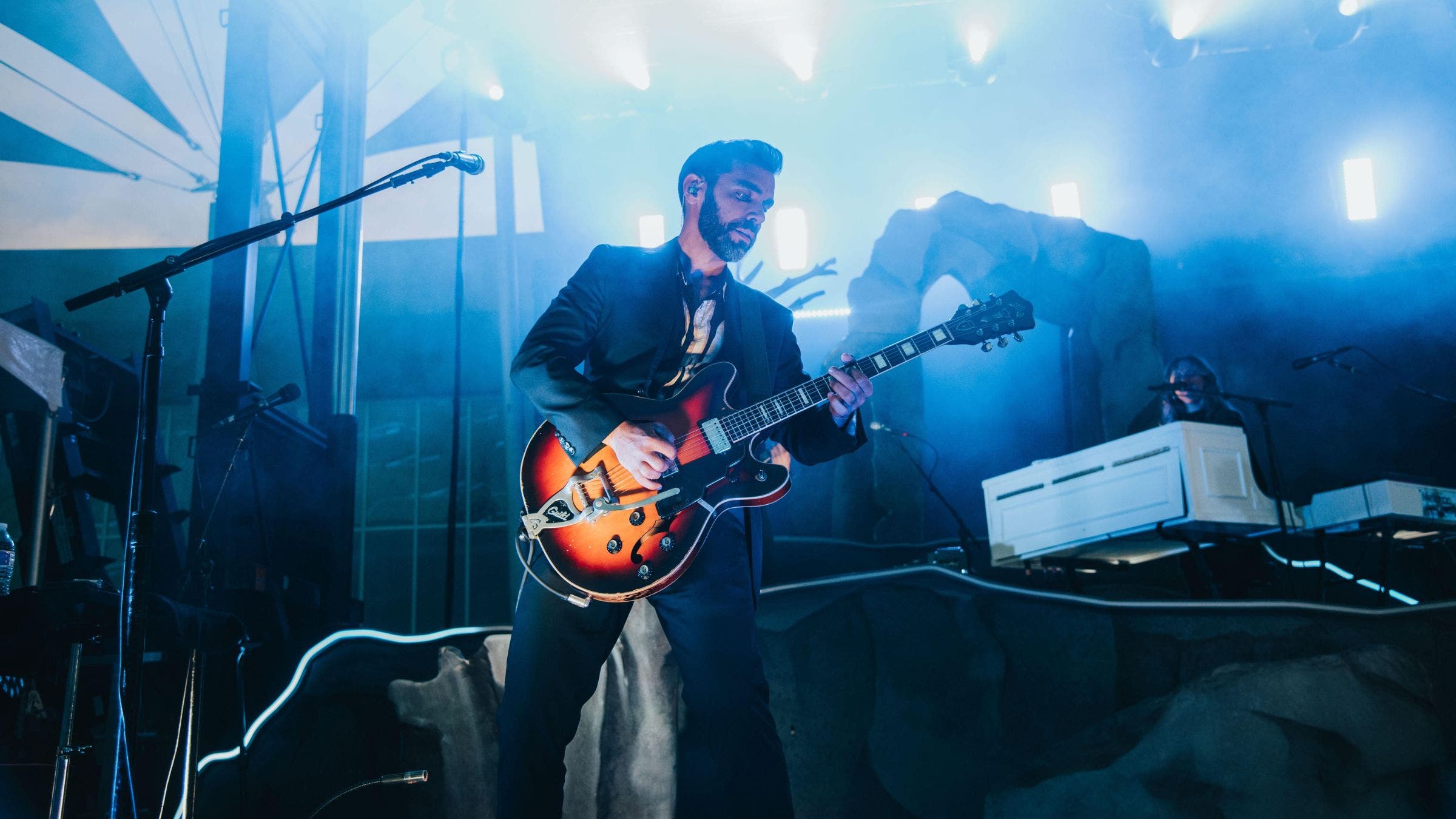 Lord Huron’s Tom Renaud Shares His Running Playlist - RUN | Powered by ...