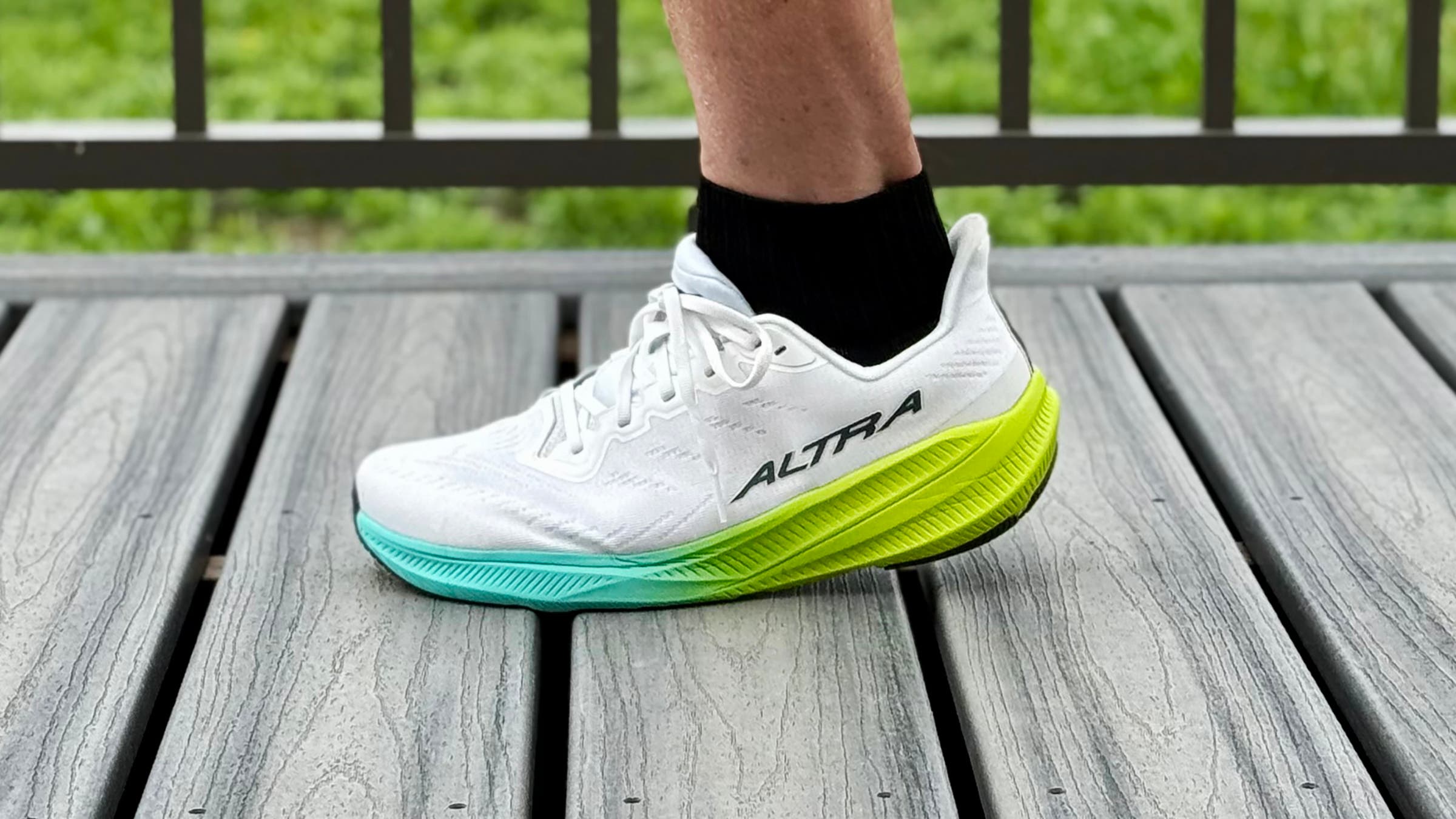 Altra Experience Flow 2 Running Shoes Mens 8.5 White Teal Lime Mesh AL0A85RE102 Altra Men main image 4