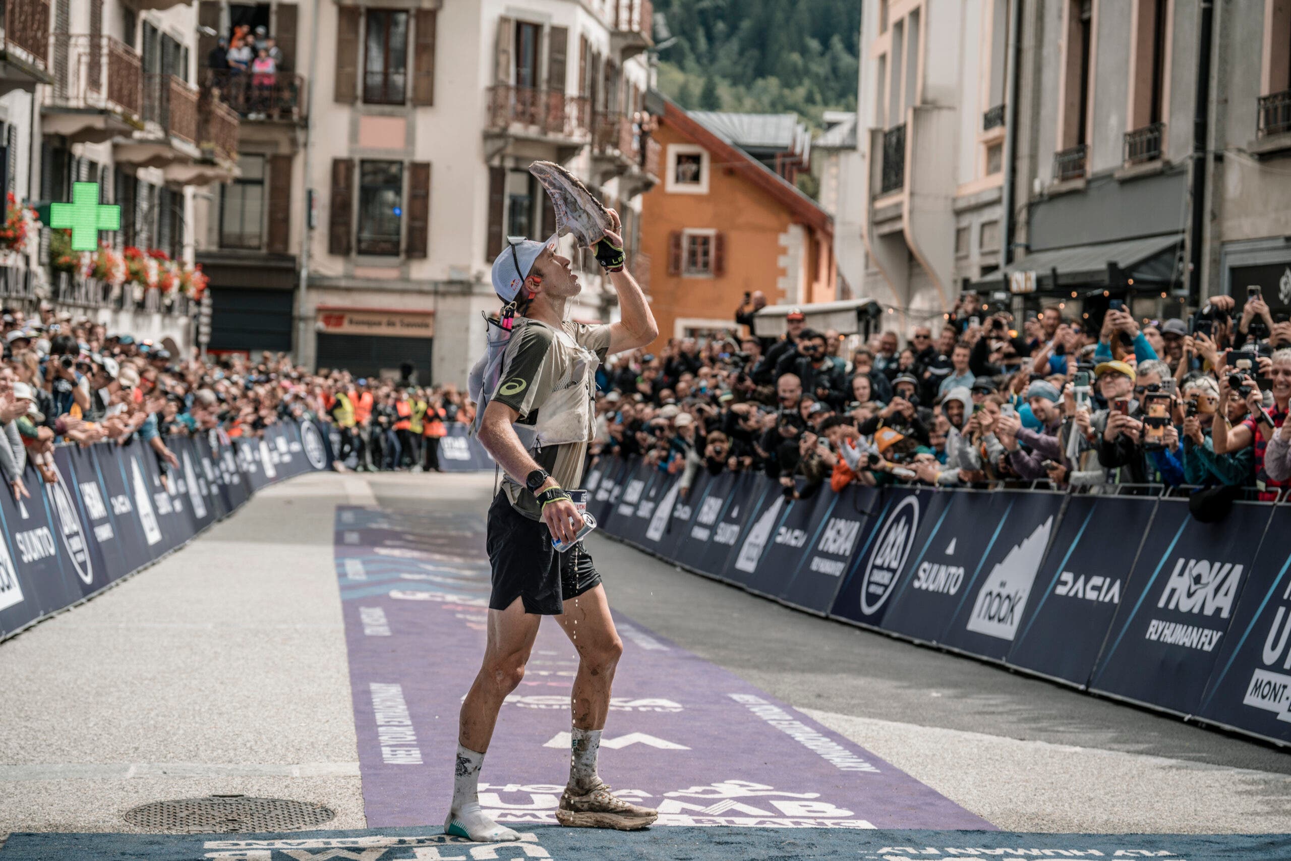 With a mix of carbon-plated and non carbon-plated shoes, the top 10 finishers at the 2025 UTMB played it safe, using more commercially available shoes than in previous years.