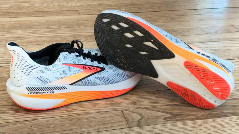 what is the lightest nike shoe