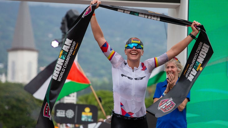Solveig Løseth wins the 2025 Ironman World Championship.