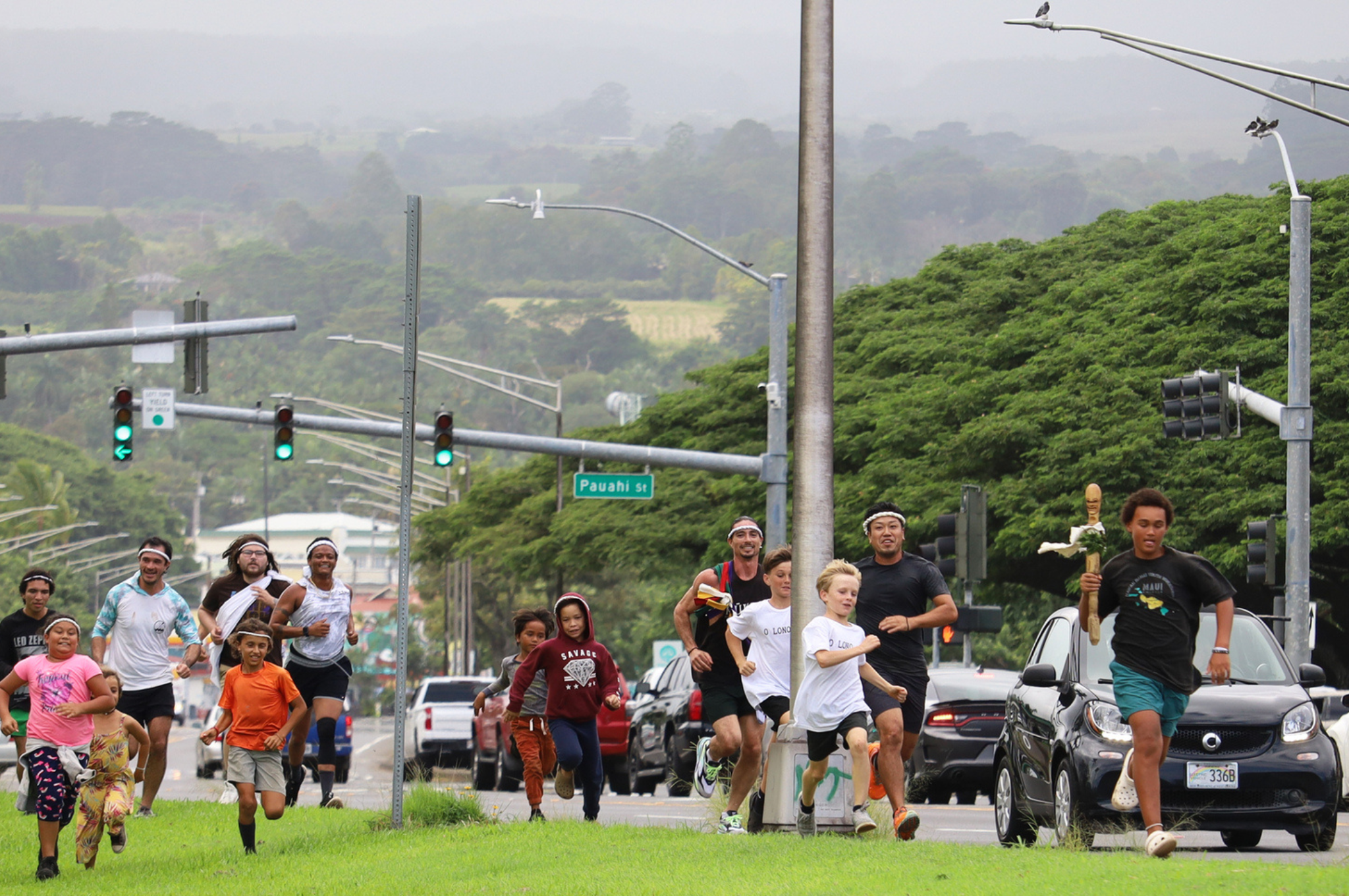 Aha Pule ‘Āina Holo Runners Embody the Tradition of Ultrarunning