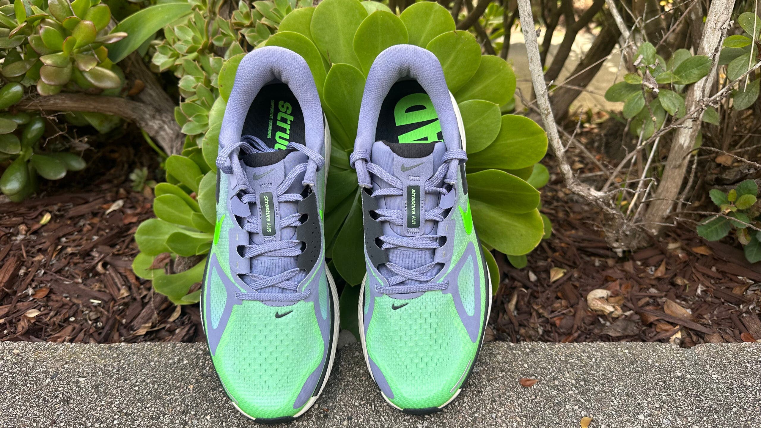 The Nike Structure Plus offers a surprisingly stable shoe despite it's 42mm stack height.