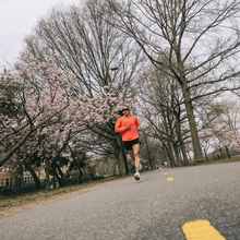 Des Linden running in Boston.