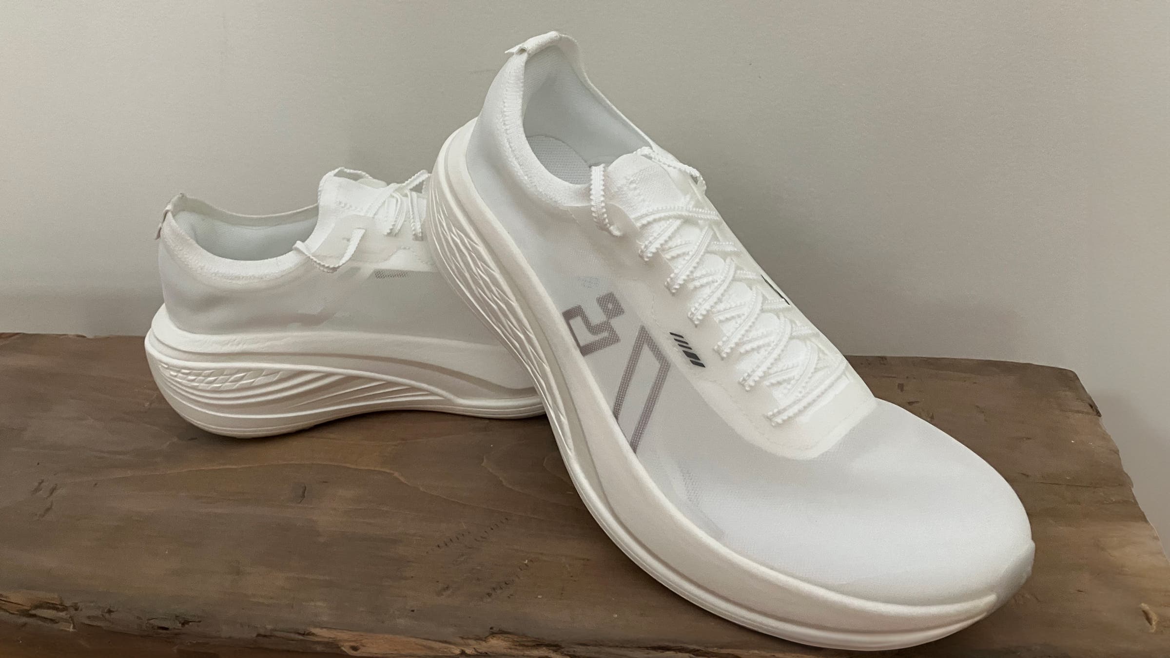 Runsifly Flare Elite Chinese running shoe